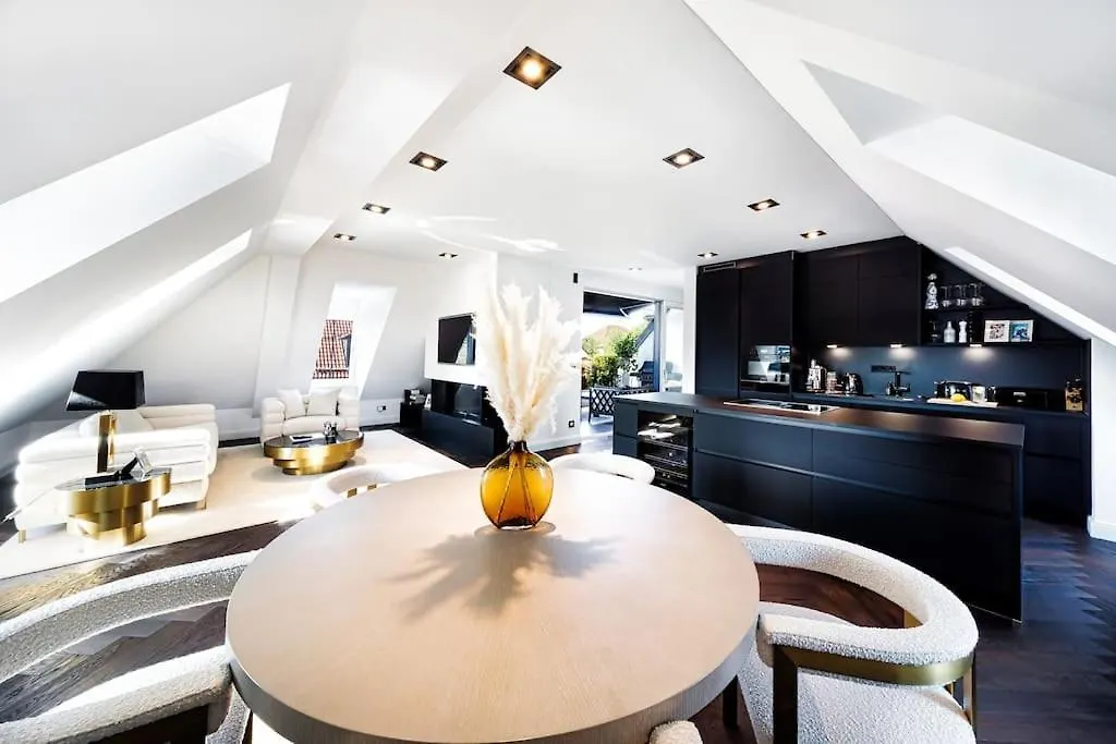 Highlight Penthouse Mit Rund 160 M2 location